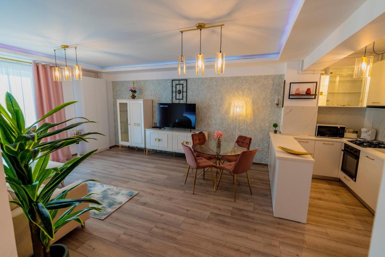Sya Bell View Apartment Mamaia Ngoại thất bức ảnh